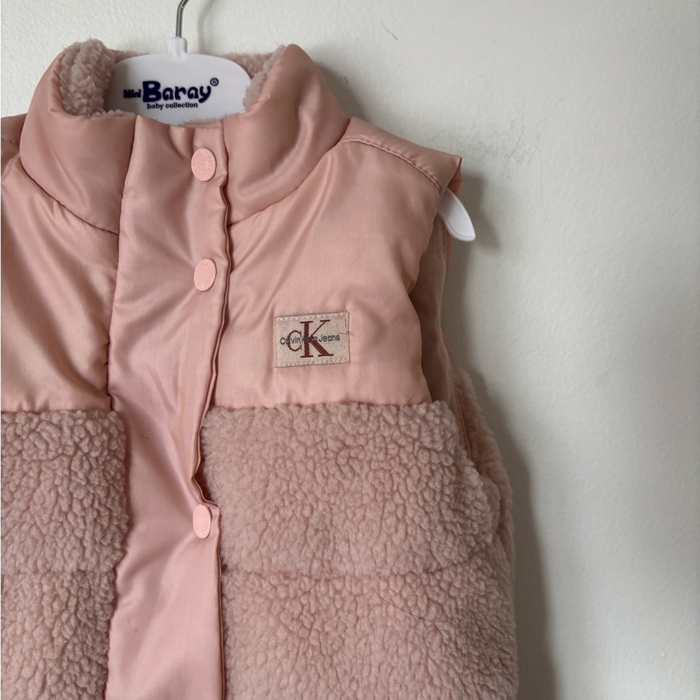 2T Calvin Klein Sherpa puffer vest